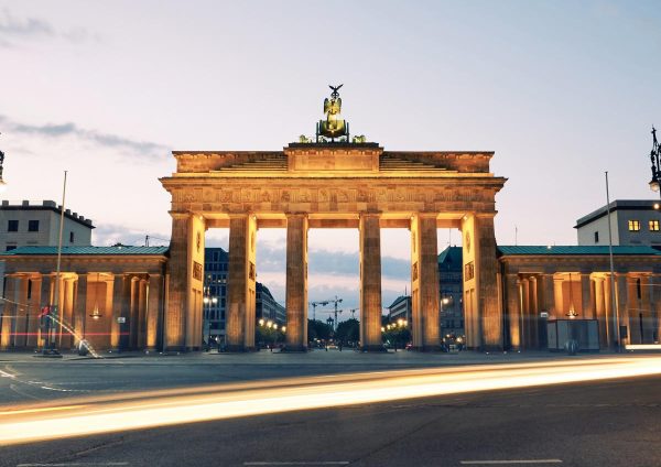 Brandenburger-Tor-Berlin-4.jpg